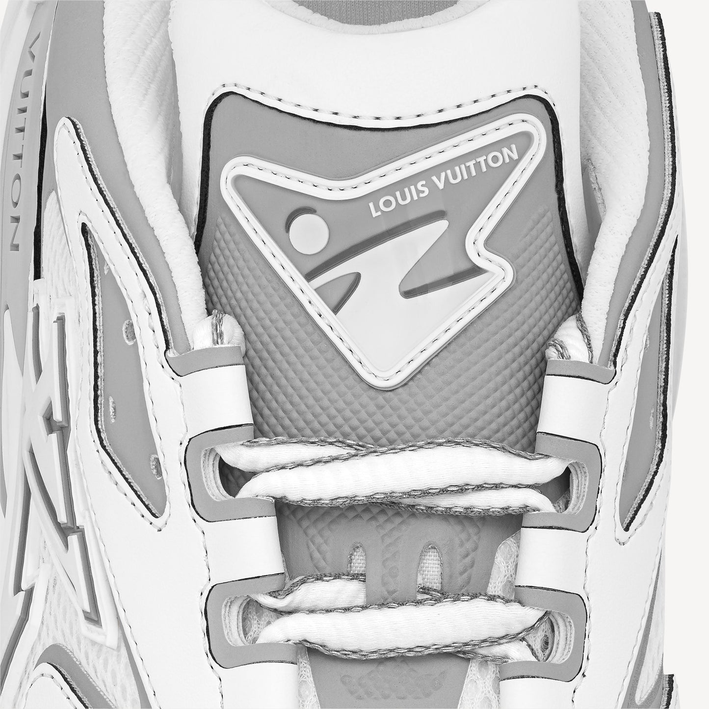 LV RUNNER TATIC SNEAKER